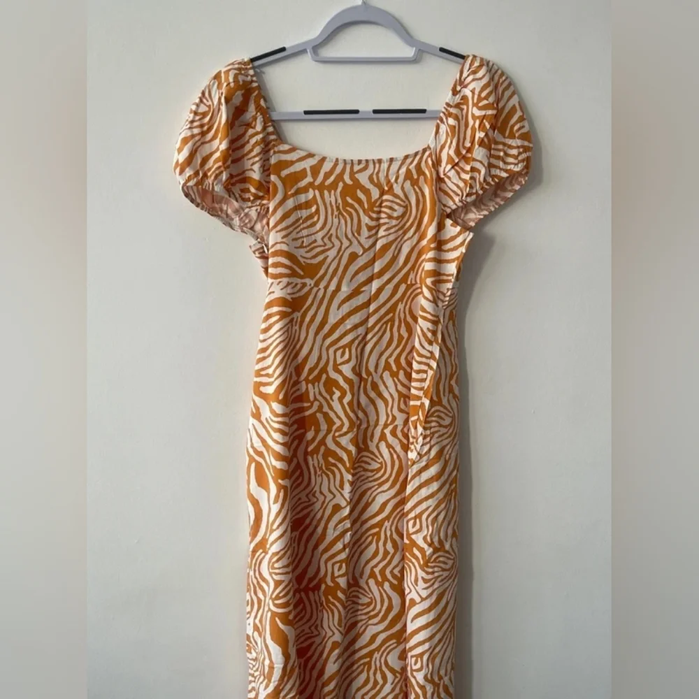 Kids Orange Zebra-Print Puff Sleeve Top